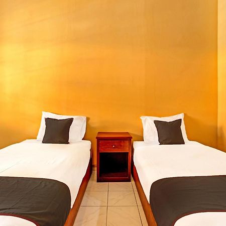 Collection O 91081 New Arena Hotel كوتا المظهر الخارجي الصورة